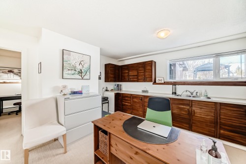 9924 152 Street, Edmonton, AB - Indoor