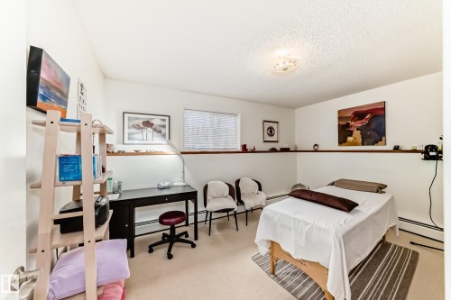 9924 152 Street, Edmonton, AB - Indoor Photo Showing Other Room