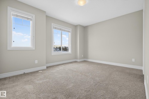 5 1508 105 Street, Edmonton, AB - Indoor Photo Showing Other Room