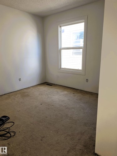 6340 184 Street Nw, Edmonton, AB - Indoor Photo Showing Other Room