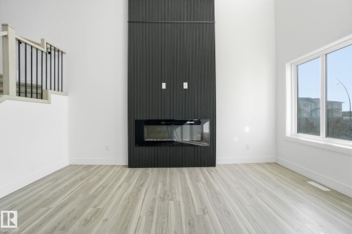 1405 Osprey Crest, Edmonton, AB - Indoor Photo Showing Other Room