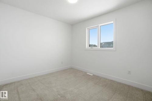 1405 Osprey Crest, Edmonton, AB - Indoor Photo Showing Other Room