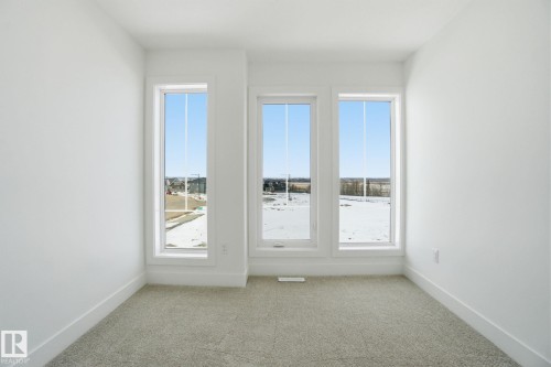 1405 Osprey Crest, Edmonton, AB - Indoor Photo Showing Other Room