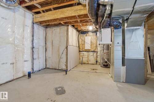 1405 Osprey Crest, Edmonton, AB - Indoor Photo Showing Basement