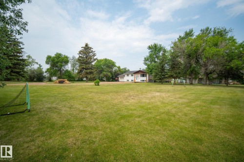 320 1 Avenue, Thorhild, AB - Outdoor