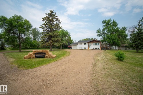 320 1 Avenue, Thorhild, AB - Outdoor