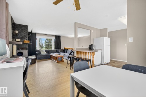 320 1 Avenue, Thorhild, AB - Indoor