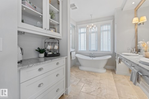 1020 Genesis Lake Boulevard, Stony Plain, AB - Indoor Photo Showing Bathroom