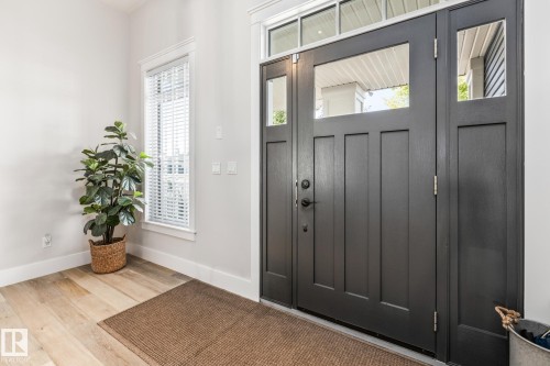 1020 Genesis Lake Boulevard, Stony Plain, AB - Indoor Photo Showing Other Room