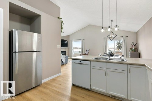 10804 183 Avenue, Edmonton, AB - Indoor Photo Showing Kitchen With Double Sink