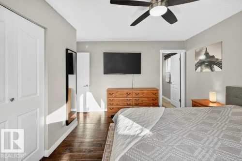 17232 76 Avenue, Edmonton, AB - Indoor Photo Showing Bedroom