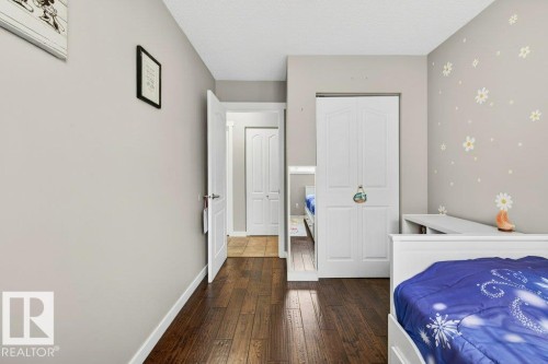 17232 76 Avenue, Edmonton, AB - Indoor Photo Showing Bedroom
