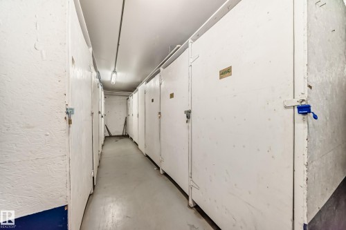 Hallway with concrete floors - 118 6220 Fulton Road, Edmonton, AB - Indoor Photo Showing Other Room
