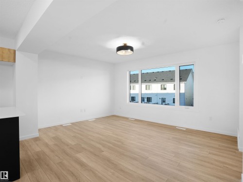 62 525 Secord Boulevard, Edmonton, AB - Indoor Photo Showing Other Room