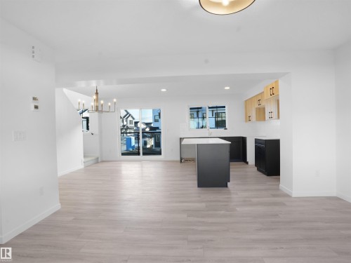 62 525 Secord Boulevard, Edmonton, AB - Indoor