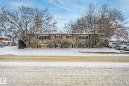 View of front facade - 5219 51 Avenue, Wetaskiwin, AB - Outdoor