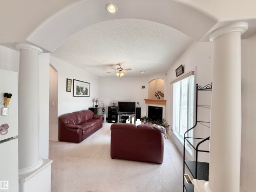 8416 160A Avenue, Edmonton, AB 