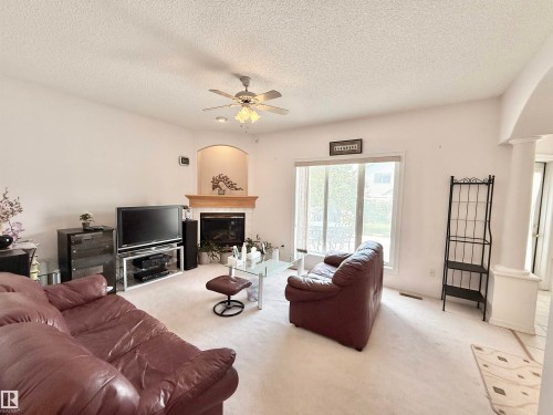 8416 160A Avenue, Edmonton, AB 