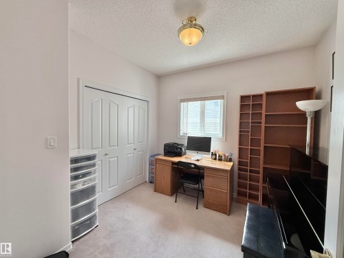 8416 160A Avenue, Edmonton, AB 