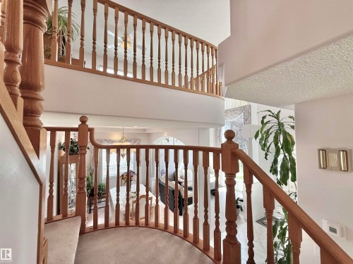 8416 160A Avenue, Edmonton, AB 