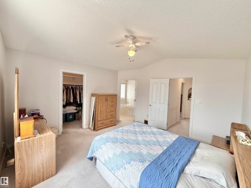 8416 160A Avenue, Edmonton, AB 