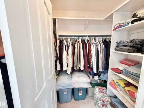 8416 160A Avenue, Edmonton, AB 