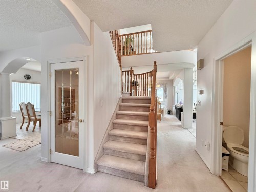 8416 160A Avenue, Edmonton, AB 