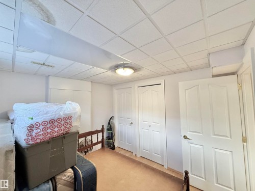 8416 160A Avenue, Edmonton, AB 