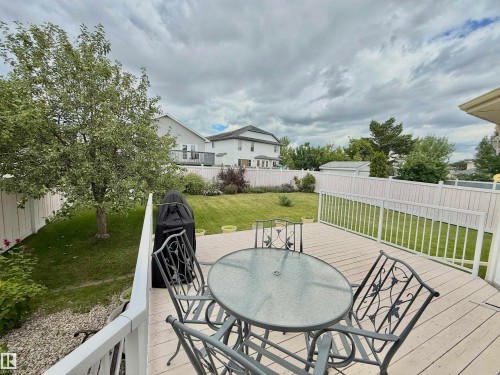 8416 160A Avenue, Edmonton, AB 