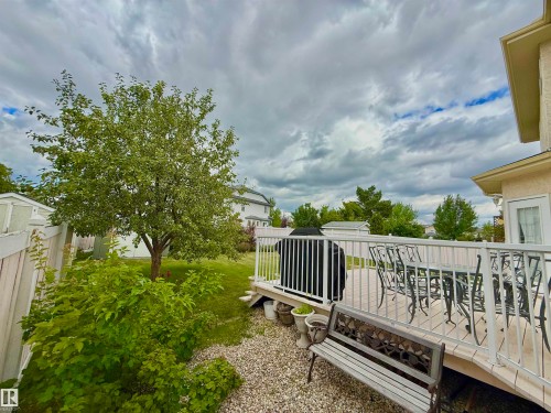 8416 160A Avenue, Edmonton, AB 