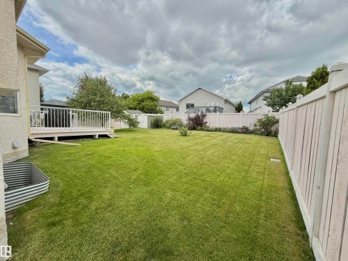 8416 160A Avenue, Edmonton, AB 