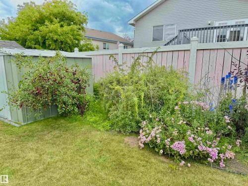 8416 160A Avenue, Edmonton, AB 