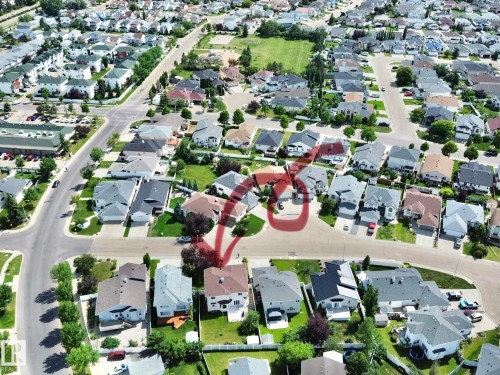 8416 160A Avenue, Edmonton, AB 