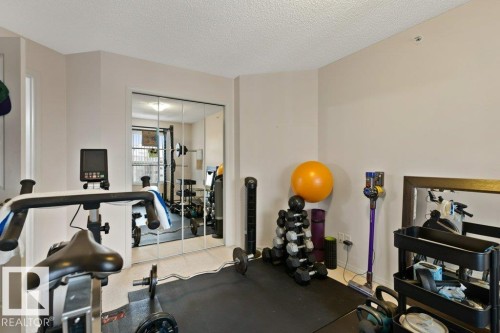 412 9760 174 Street, Edmonton, AB - Indoor