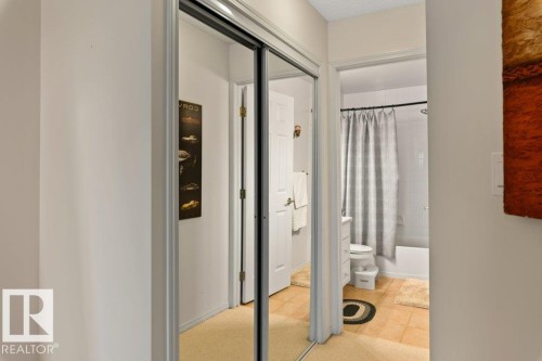 412 9760 174 Street, Edmonton, AB - Indoor