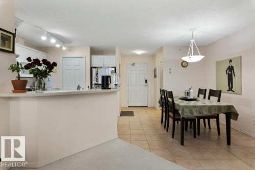 412 9760 174 Street, Edmonton, AB - Indoor