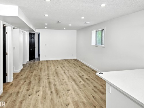11523 82 Street, Edmonton, AB - Indoor Photo Showing Other Room