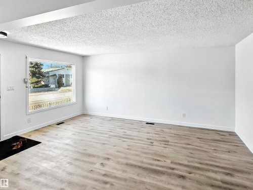 11523 82 Street, Edmonton, AB - Indoor Photo Showing Other Room