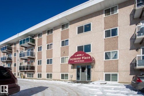 104 9925 83 Avenue, Edmonton, AB - Outdoor