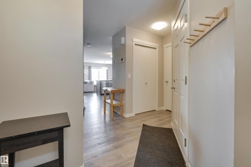 921 Ebbers Crescent, Edmonton, AB - Indoor Photo Showing Other Room