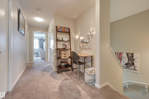 921 Ebbers Crescent, Edmonton, AB - Indoor Photo Showing Other Room