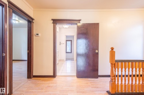 10918 81 Avenue, Edmonton, AB - Indoor Photo Showing Other Room