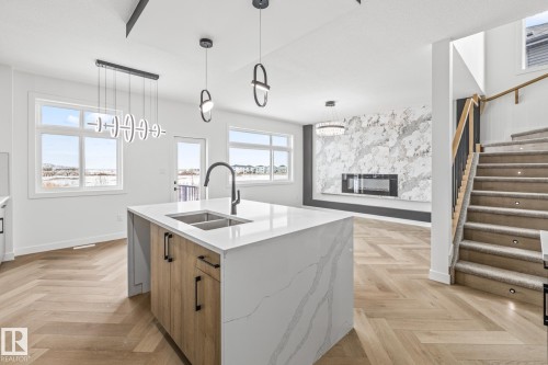 416 Pine Point(E), Leduc, AB - Indoor Photo Showing Kitchen With Double Sink With Upgraded Kitchen