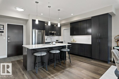 832 200 Bellerose Drive, St. Albert, AB - Indoor Photo Showing Kitchen With Stainless Steel Kitchen With Upgraded Kitchen