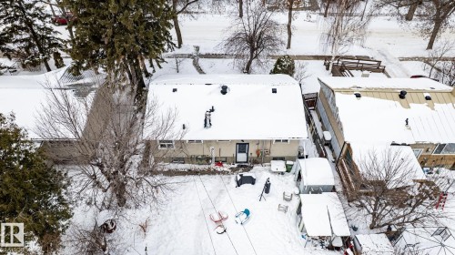 Aerial view of the back yard - 12231 47 Street, Edmonton, AB - Outdoor