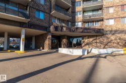 View of apartment building / complex - 