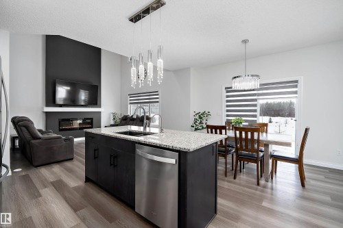 5211 23A Avenue, Edmonton, AB - Indoor