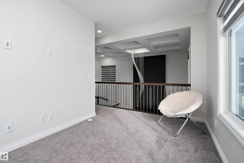 5211 23A Avenue, Edmonton, AB - Indoor Photo Showing Other Room