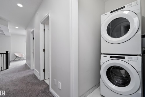 5211 23A Avenue, Edmonton, AB - Indoor Photo Showing Laundry Room