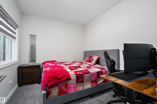 5211 23A Avenue, Edmonton, AB - Indoor Photo Showing Bedroom